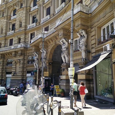 Caesar Napoli Hotel ภายนอก รูปภาพ